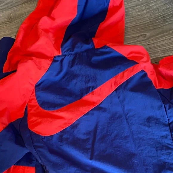 Nike Red & Navy Hooded USA Full Zip Windbreaker - Picture 10 of 10